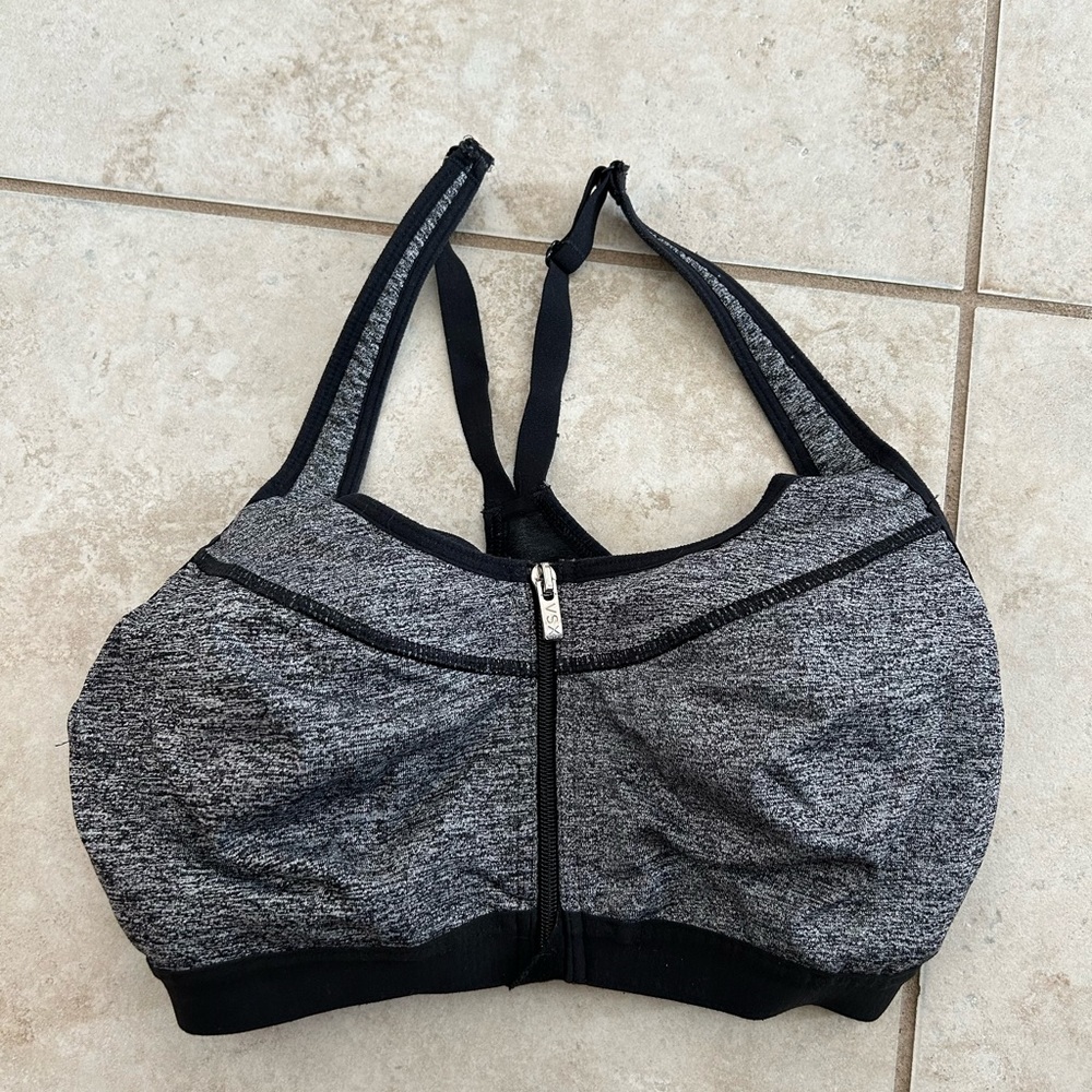 VS sports bra